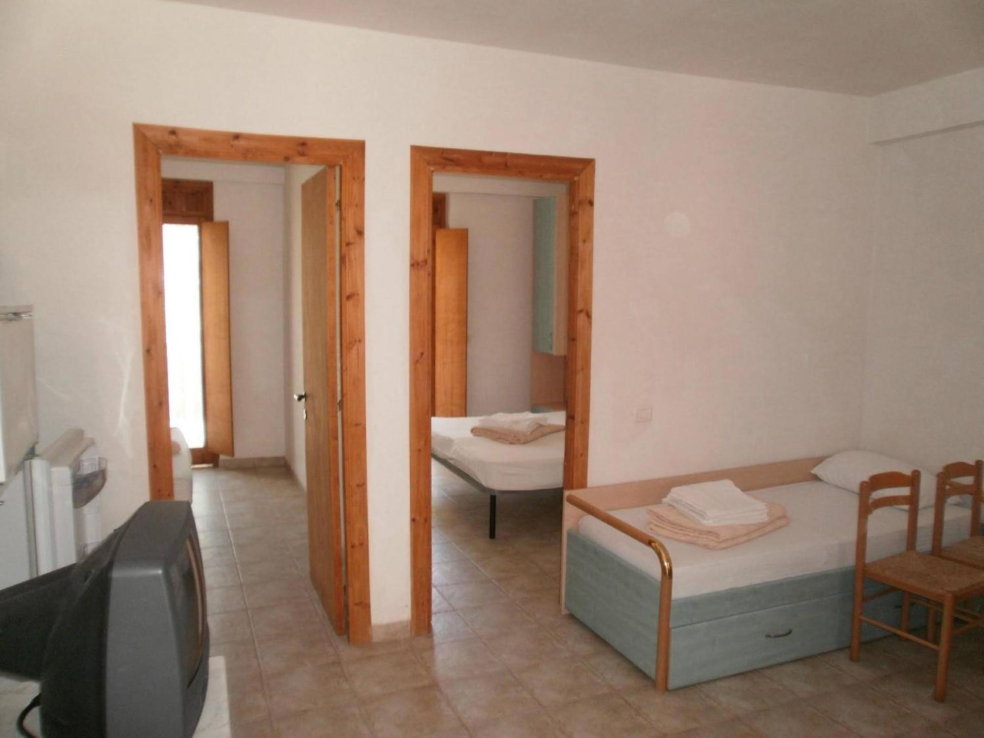 Residence Baia Del Gallo Весте Екстериор снимка
